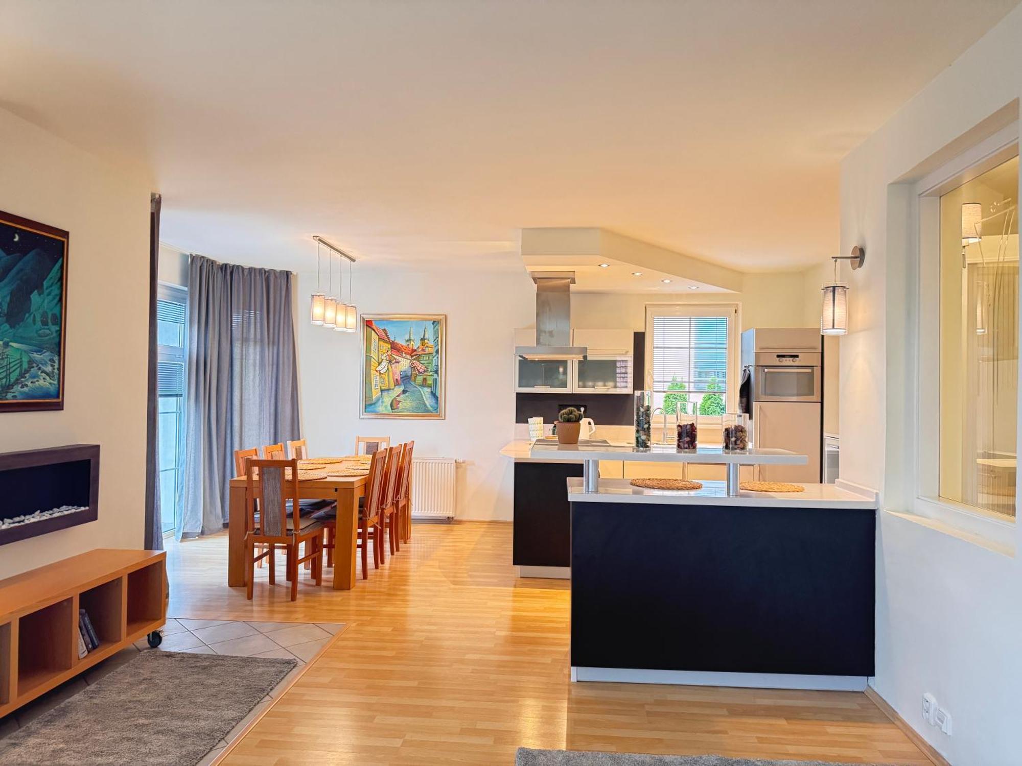 公寓 Diamondvilla, 4 Bedroom Apartment, Garden & 布拉格