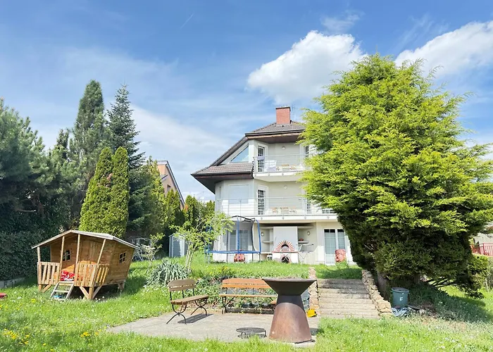 Diamondvilla, 4 Bedroom Apartment, Garden & Spa