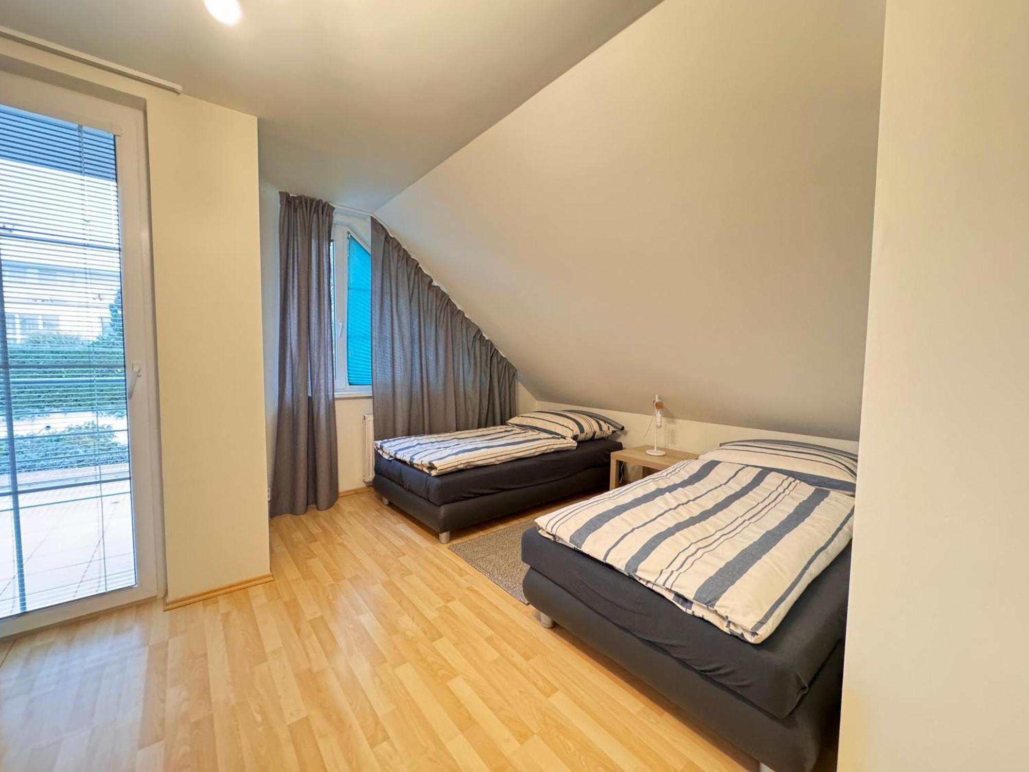 Diamondvilla, 4 Bedroom Apartment, Garden & Apartament *
