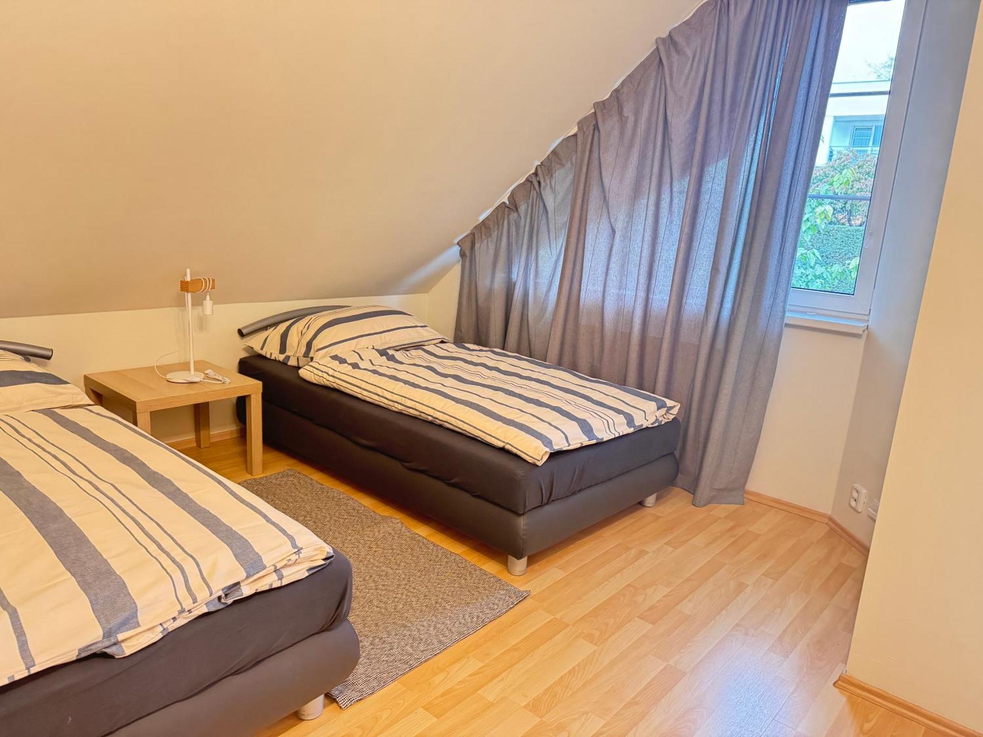 Diamondvilla, 4 Bedroom Apartment, Garden & Apartament *