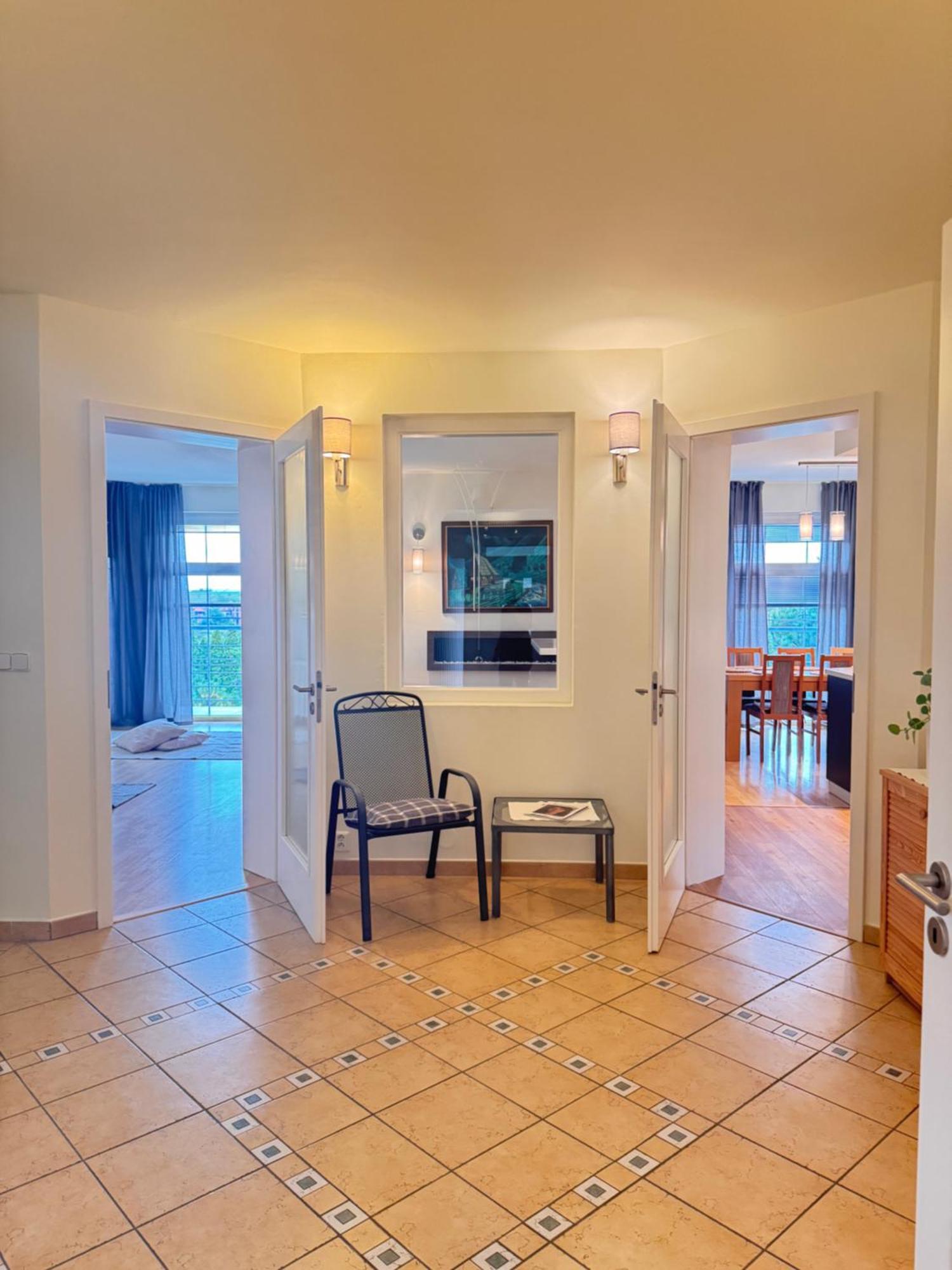 Apartament Diamondvilla, 4 Bedroom Apartment, Garden & *