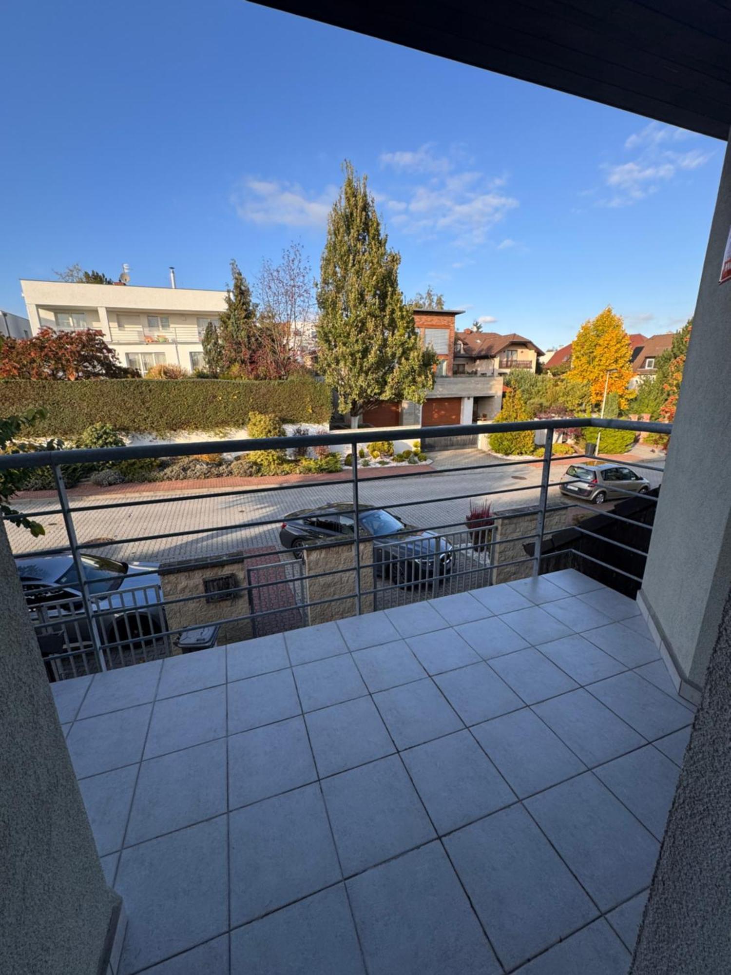 Diamondvilla, 4 Bedroom Apartment, Garden & Apartament *